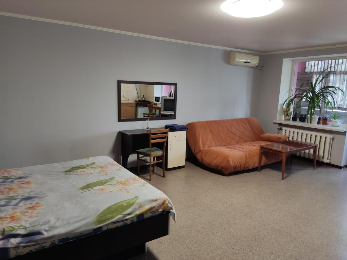 Проспект Миру 35 Apartment Krivoi Rog Exterior foto